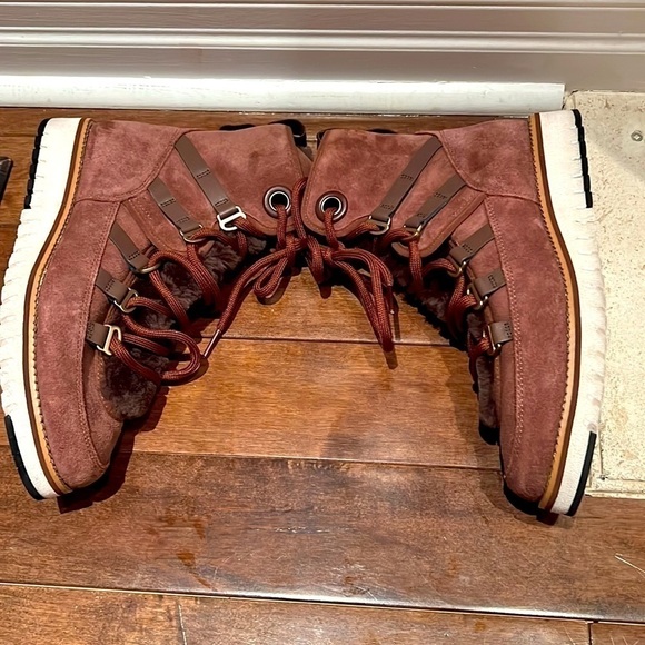 𝅺cole Haan l ZeroGrand Luxe Water Resistant Hiker Boot NWOT - Picture 3 of 6